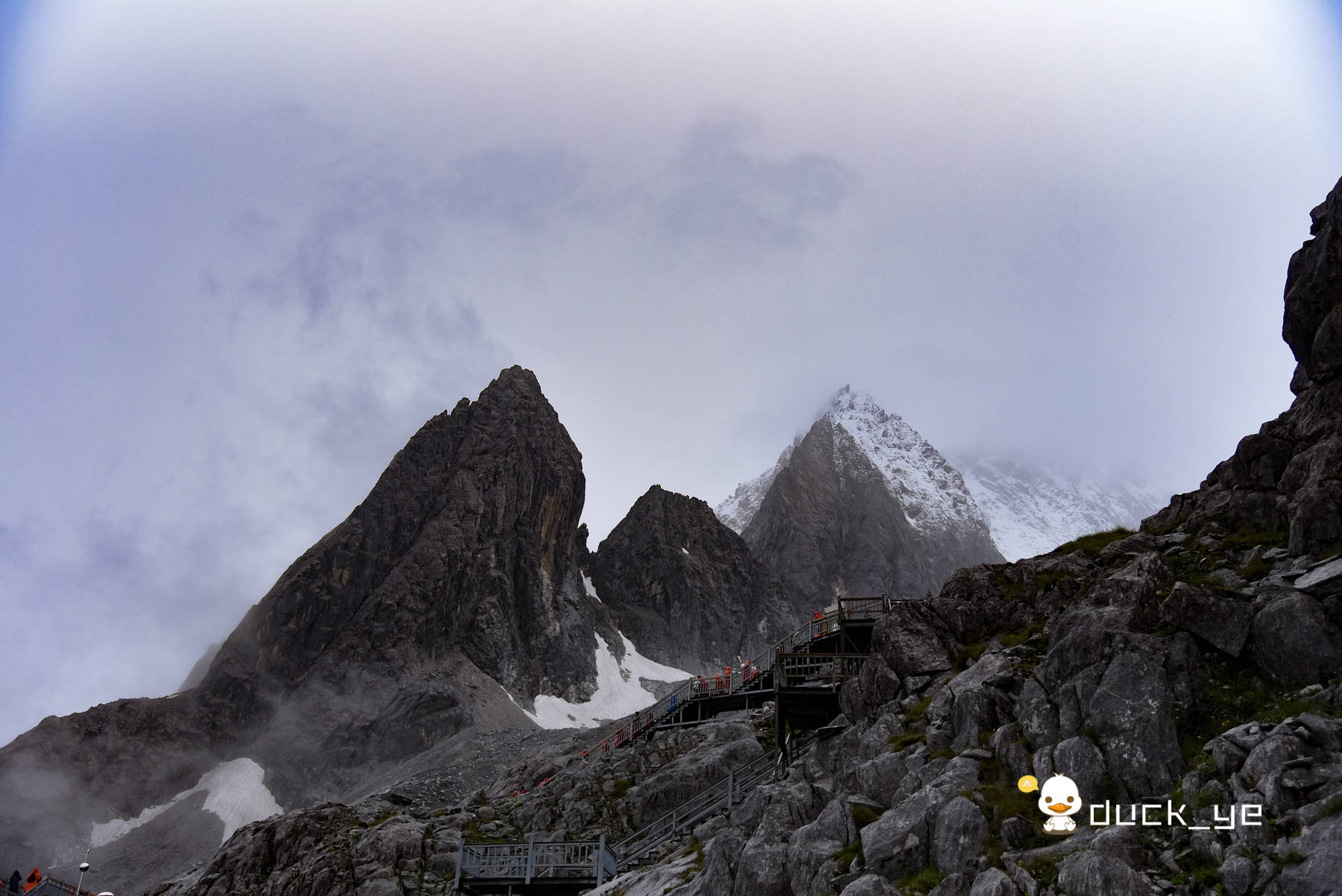 被称为|丽江旅游不容错过的景点，被称为纳西族神山，有美丽的传说！