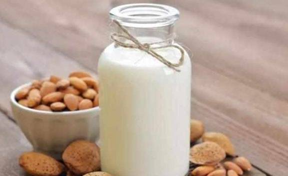 肾脏|肾结石是“吃”出来的？3种食物尽量少吃，肾可能会“谢谢”你！