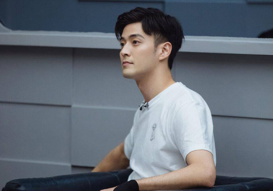 节目组|哥哥成团，1人借兄弟躺赢，1人靠兄弟逆袭，1人输在兄弟“多情”