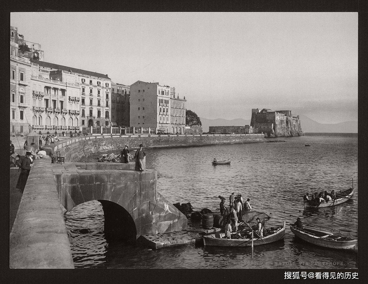 历史老照片 十九世纪的意大利那不勒斯 阳光和快乐之城