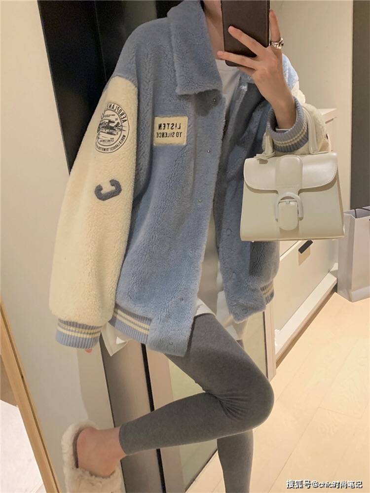 整体 无端刮起的一抹软糯baby蓝,竟能为冰冷的秋冬增加一层氛围滤镜!