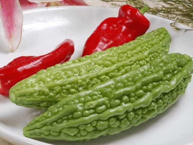 控制|35岁女子血糖从11.8降到5.6，医生：常吃3种食物，或对胰岛有帮助