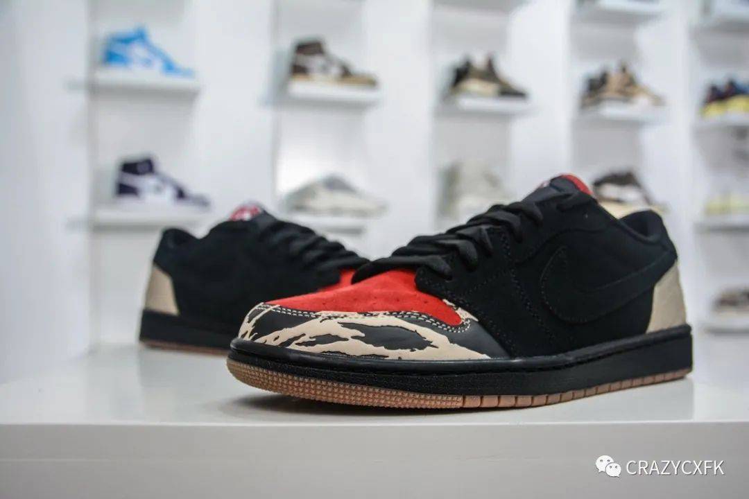 鞋舌 乔丹迈阿密联名 Air Jordan 1 Carnivore x SoleFly 食肉动物黑红虎纹低帮板鞋