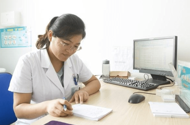 控制|35岁女子血糖从11.8降到5.6，医生：常吃3种食物，或对胰岛有帮助