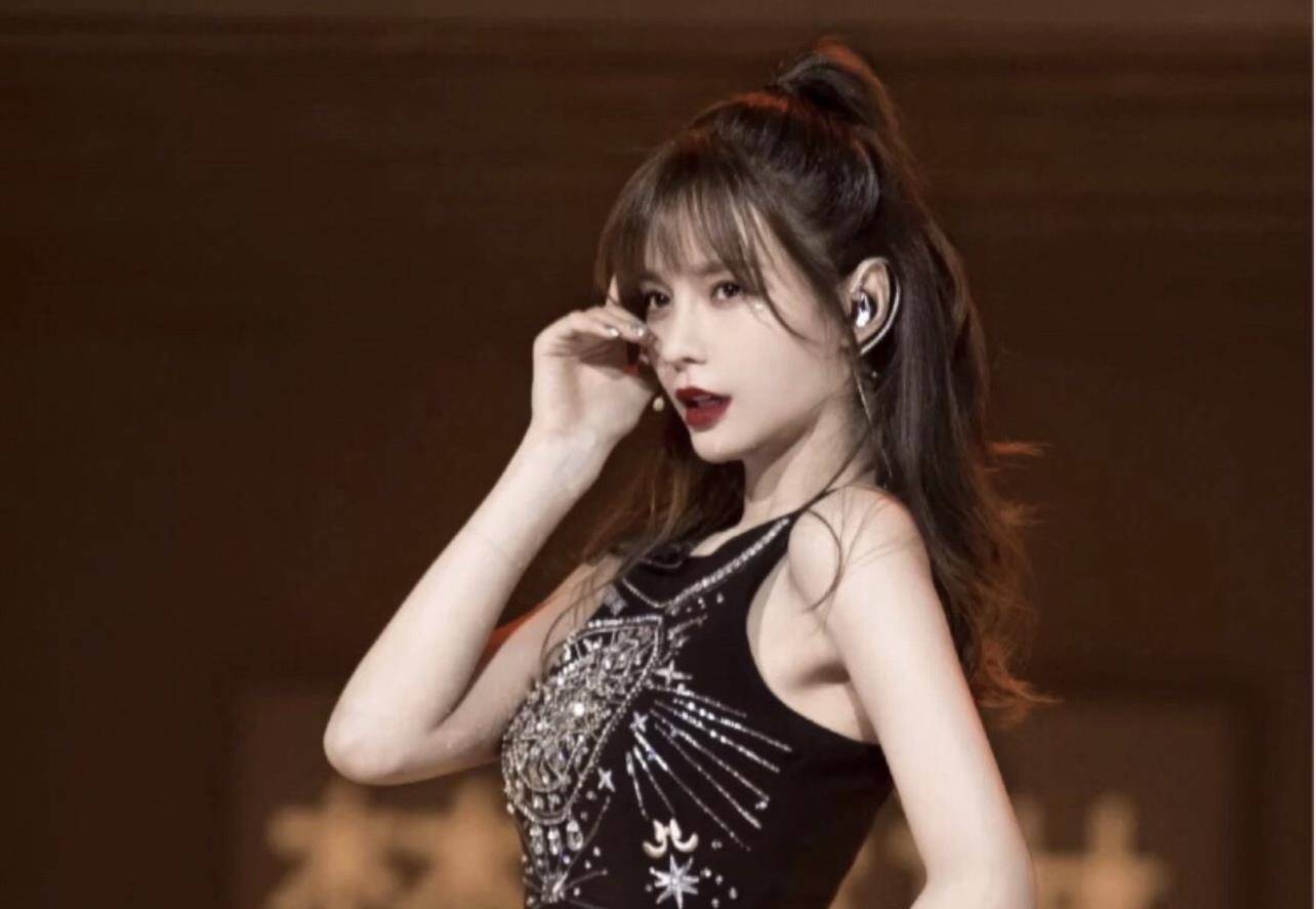 鹅蛋脸从黑土妹到小仙女，沈梦辰为了变美对自己太狠了！