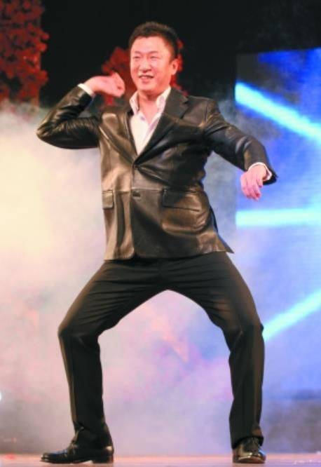 节目组|操碎了心！《披哥1》还未成团，《披哥2》明星我已帮节目组选好