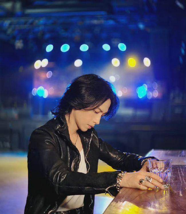 小厚张淇是滚圈“木村拓哉”吧？这真的不是什么日系花美男吗？