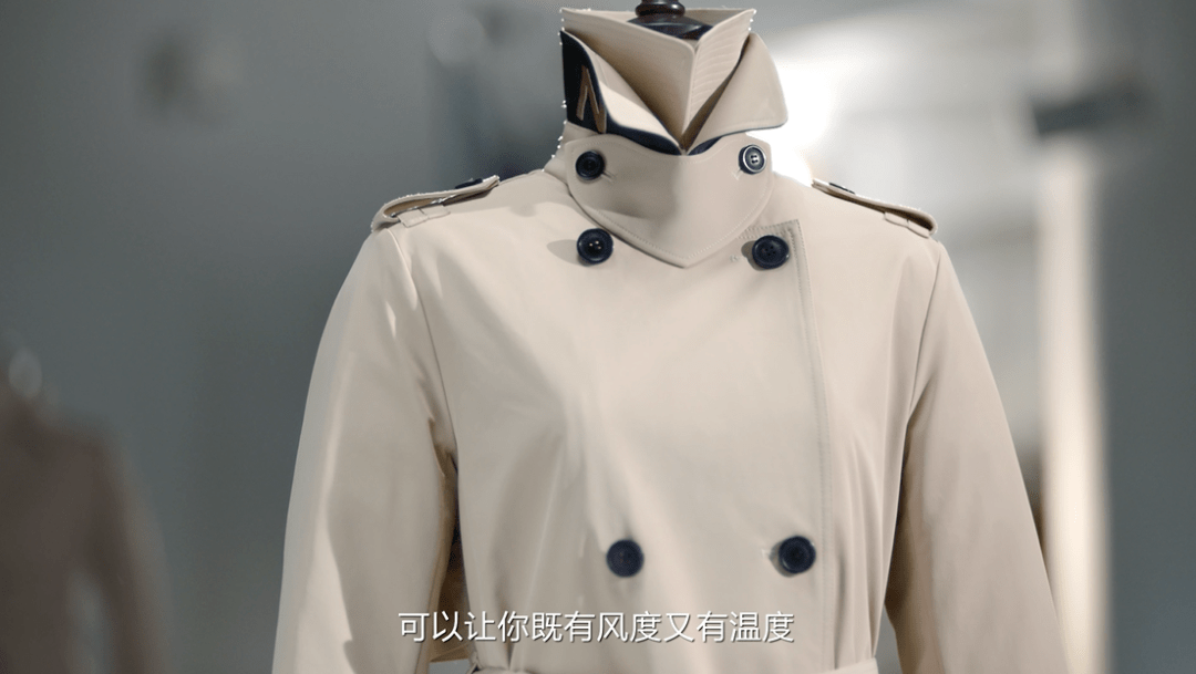 风衣童瑶、胡兵都来看波司登大秀，新出的“风衣羽绒服”绝对是今年爆款！