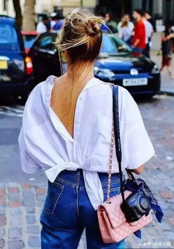 衣结 没腰、有肚子的中年女人不要“塞衣角”，学这样穿，遮肉显瘦还时髦