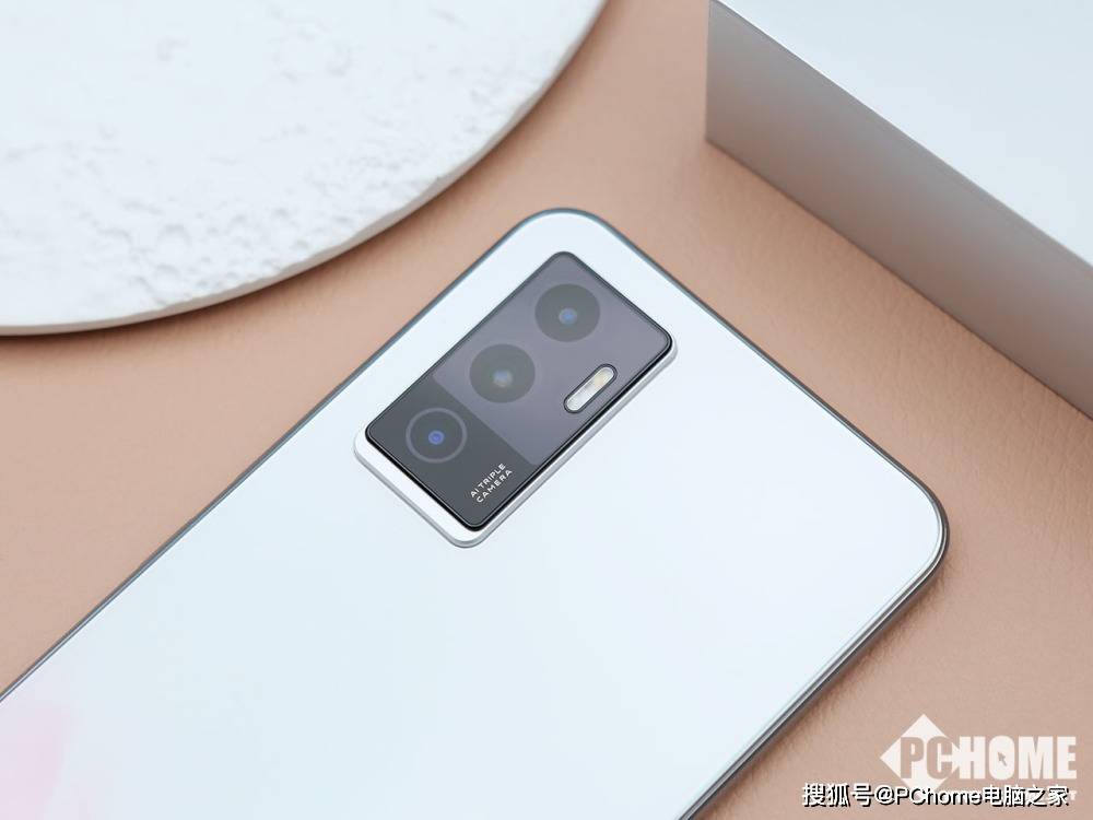 vivo S10e图赏 极致纤薄设计水彩国风富有诗意
