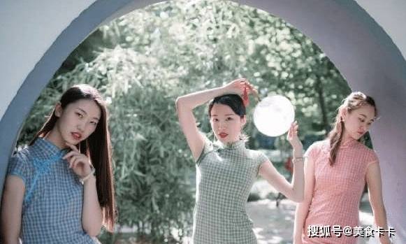 真想再 各大学的旗袍毕业照，美得惊艳时光，看完想再高考一回！