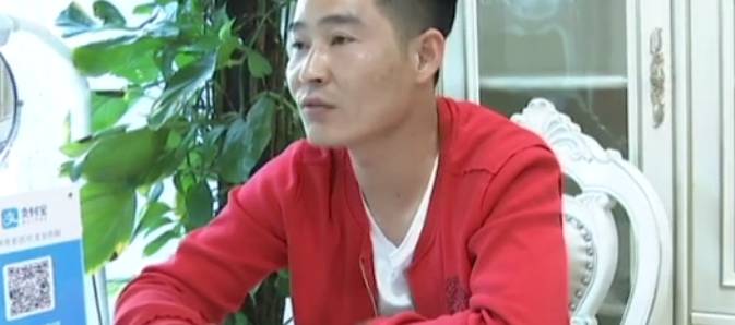 整形女子花4万做整形头顶变秃？怒找媒体曝光，网友列7项“标准”回复