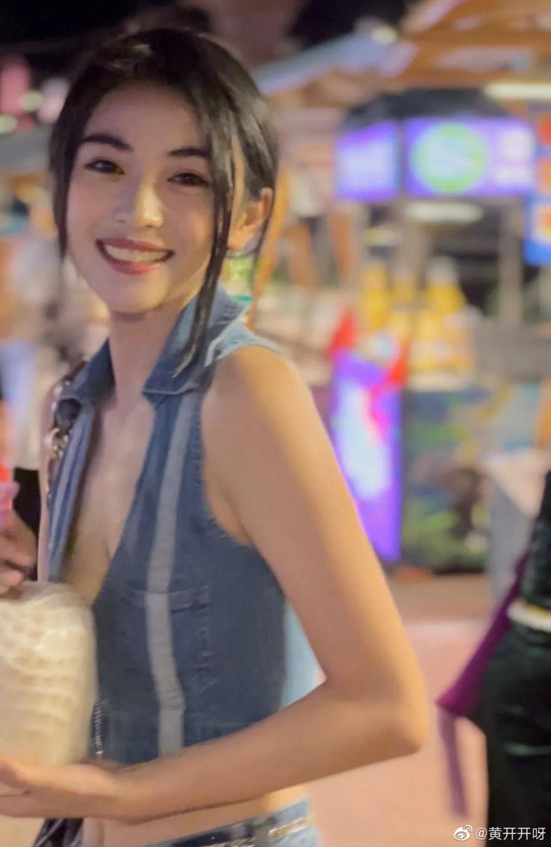 欢乐谷别当鬼了，抓他去出道吧…