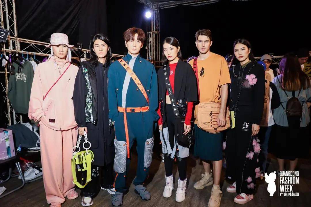 球速 时尚·重定义——2021全球速卖通秋冬时尚发布会成功举办