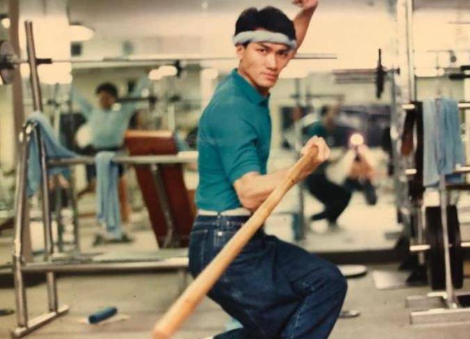 黄浩然|他曾进军好莱坞更“挑战”林峰,如今兼职当司机和老中医