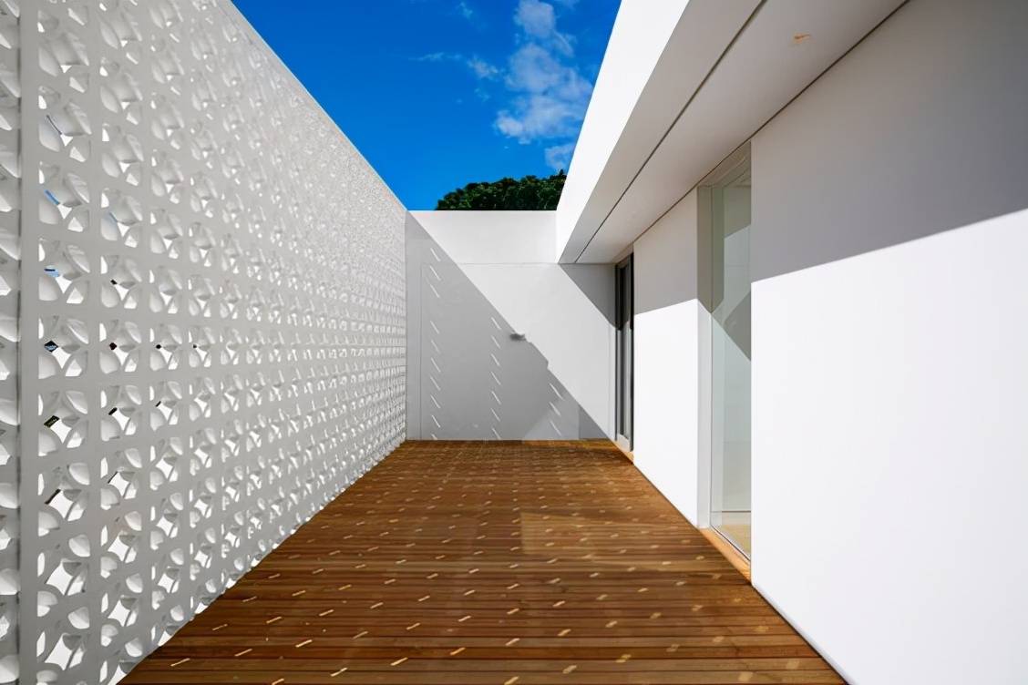 有颜值的庭院都有一面镂空墙_墙体