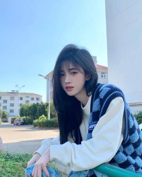 演技|鞠婧祎新剧再次拿4分，影视作品频繁不及格，口碑怎么能好起来？