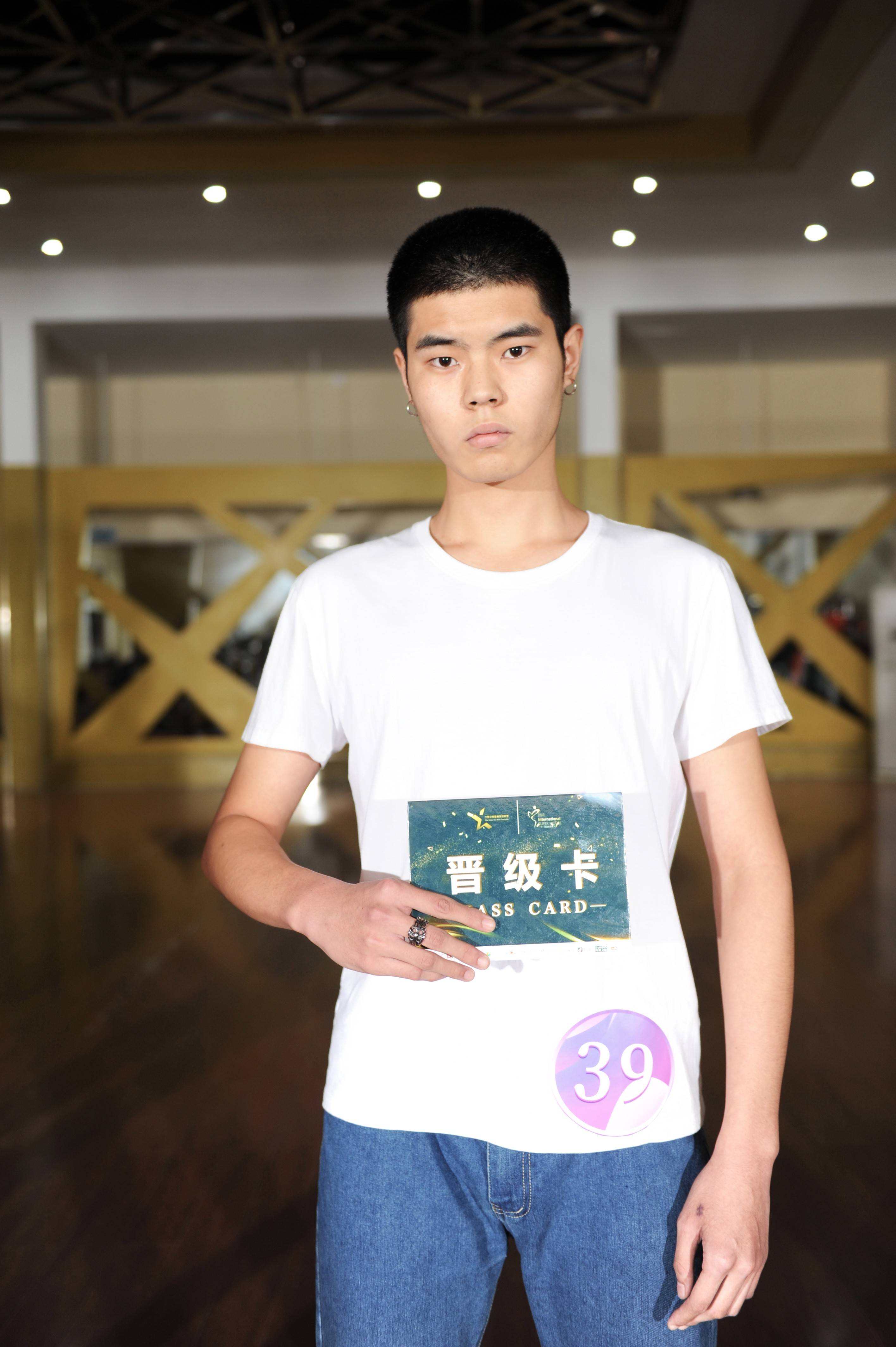 2021中国全明星模特赛暨国际超模大赛湖南工程学院站海选火爆开赛