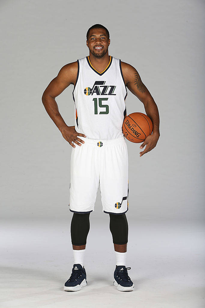 原创德里克费沃斯不仅可以打强攻也可以打控球后卫