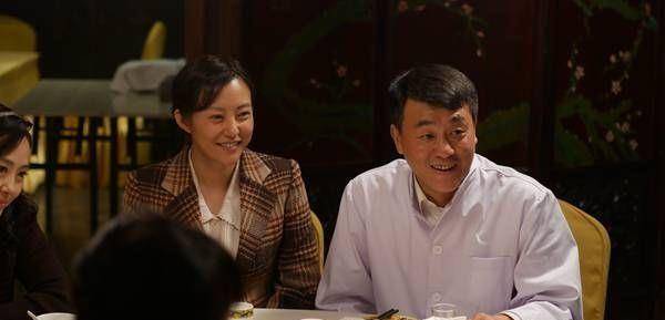 何冰|迪丽热巴大获全胜，最该心疼的不是杨紫，详解金鹰奖五宗罪