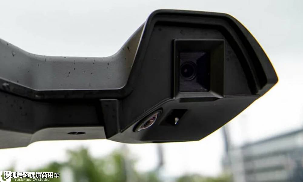 为卡车行车安全带来革命性改进,德国曼恩卡车电子后视镜系统体验报告
