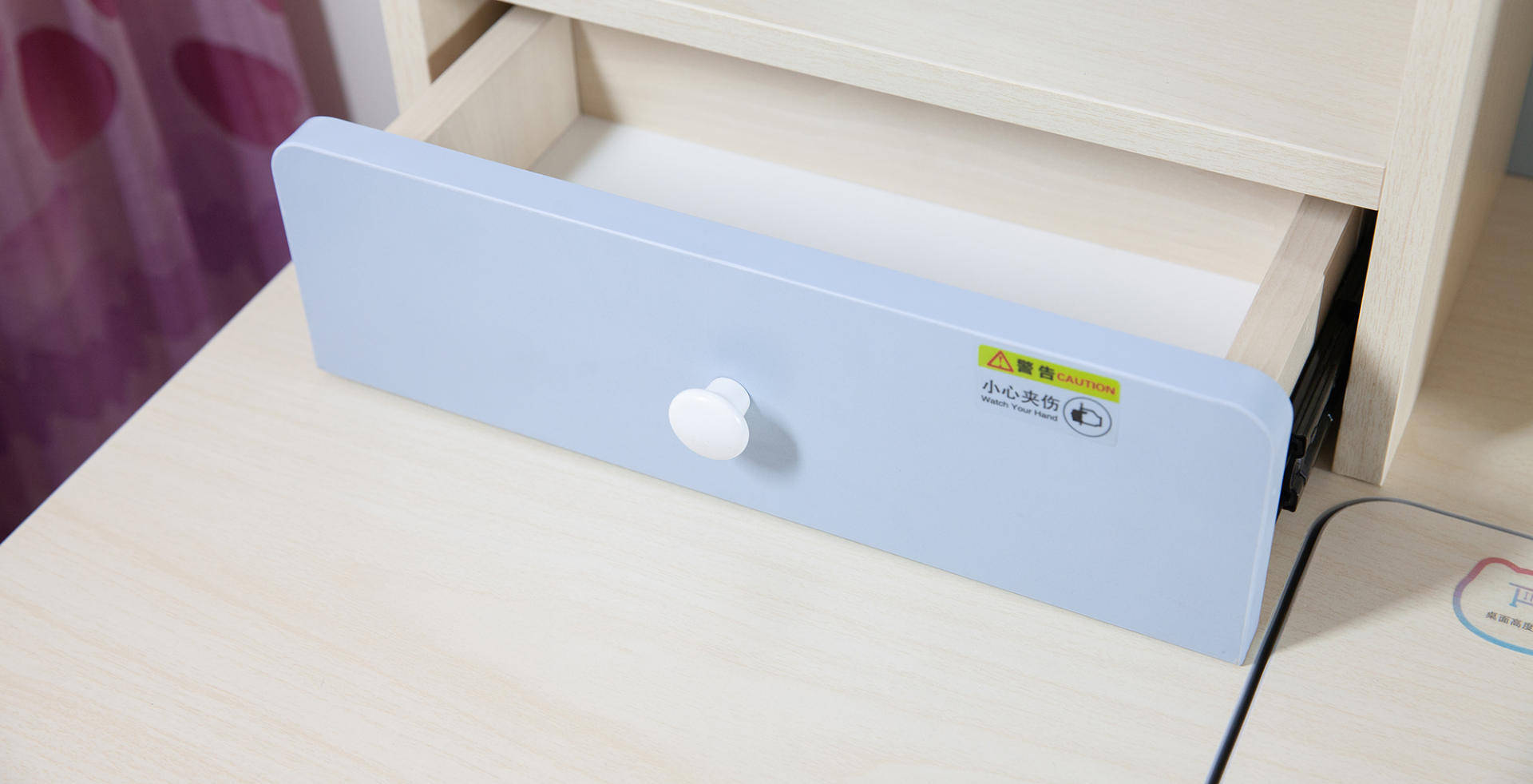 双11儿童桌选购指南-附科贝森儿童学习桌套装使用体验