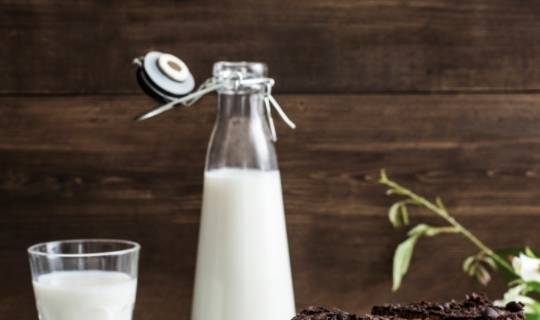 缺钙|这三种“假牛奶”被列入黑名单,没营养还费钱,别天天给孩子喝