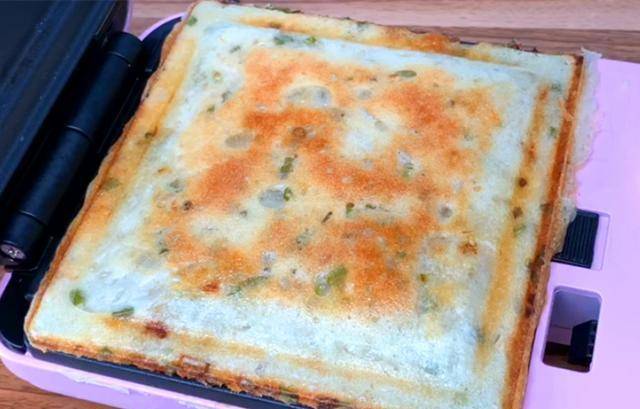 葱花|早餐饼最新做法,不揉面,不用发面,比包子好吃,5分钟就出锅