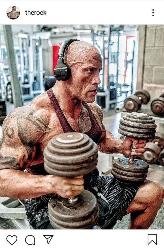 巨石|强森演DC反派，是时候科普《黑亚当》了