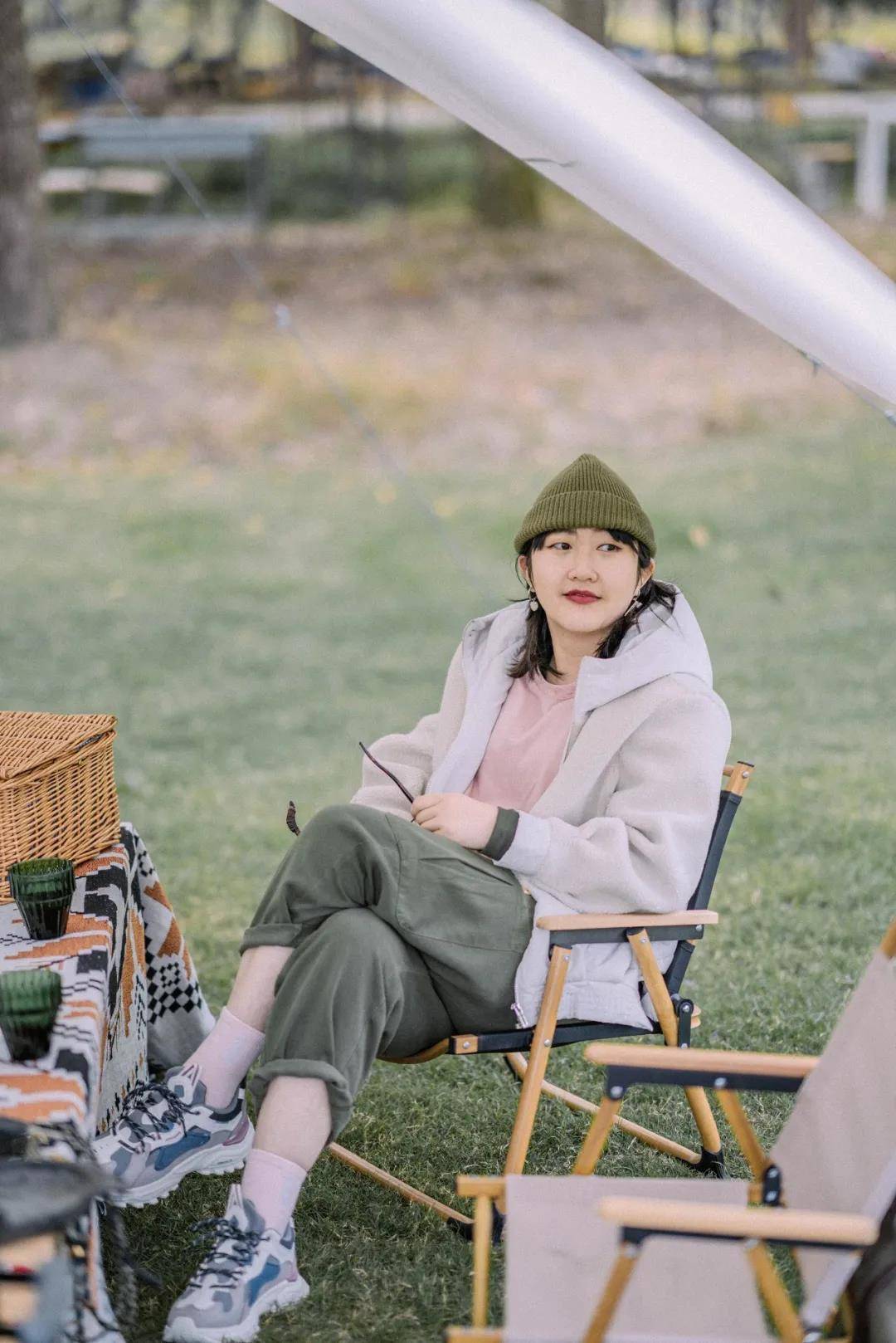 场合通勤、休闲、出行……我的8个秋冬运动鞋混搭