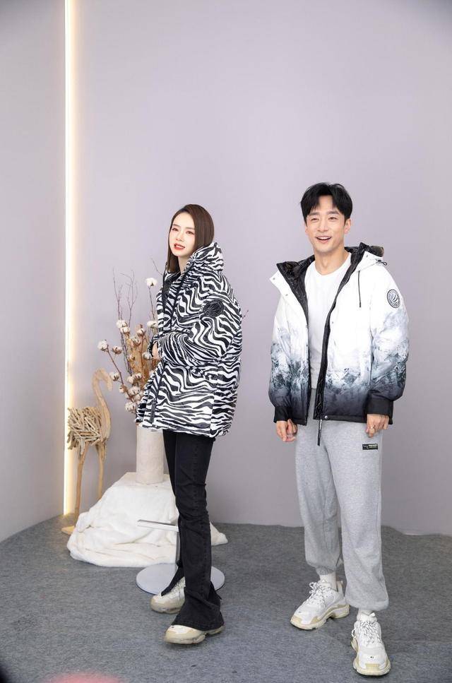 黑色 时尚与保暖就都有了，你也能轻松成为时髦精