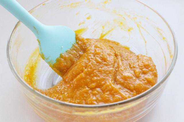 进行|这面食比馒头简单比油条健康,手不沾面上锅一蒸,暄软香甜不粘牙