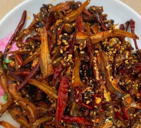 花椒|做小鱼干时,要不要焯水?很多人都不懂,难怪自制小鱼干不辣不香