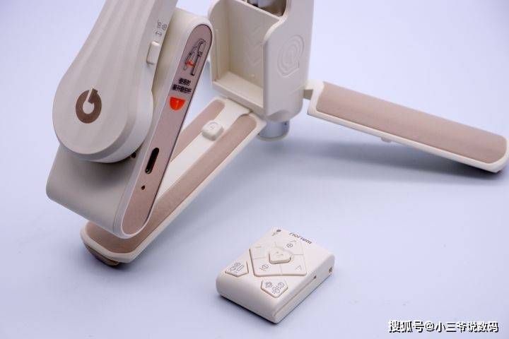 一键出大片，浩瀚卓越小Q稳拍杆体验