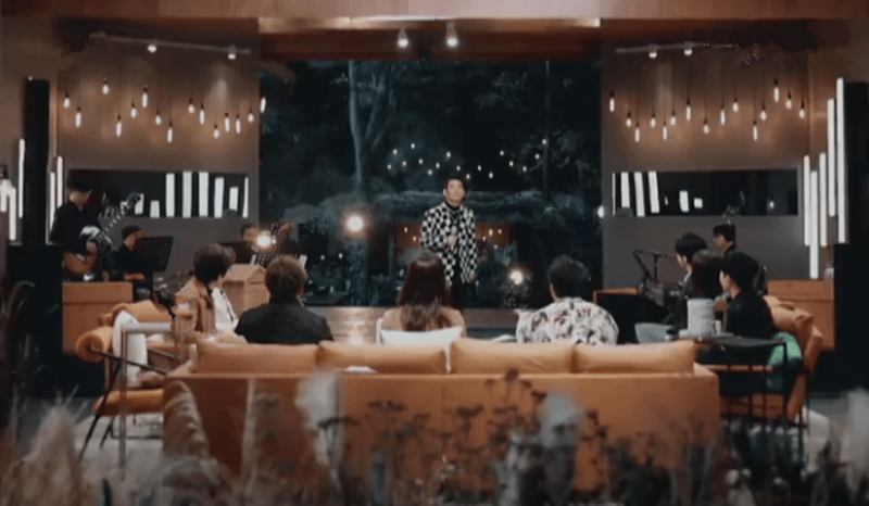 凤凰传奇|豆瓣8.2,收视3连冠,今年的音综“天花板”来了