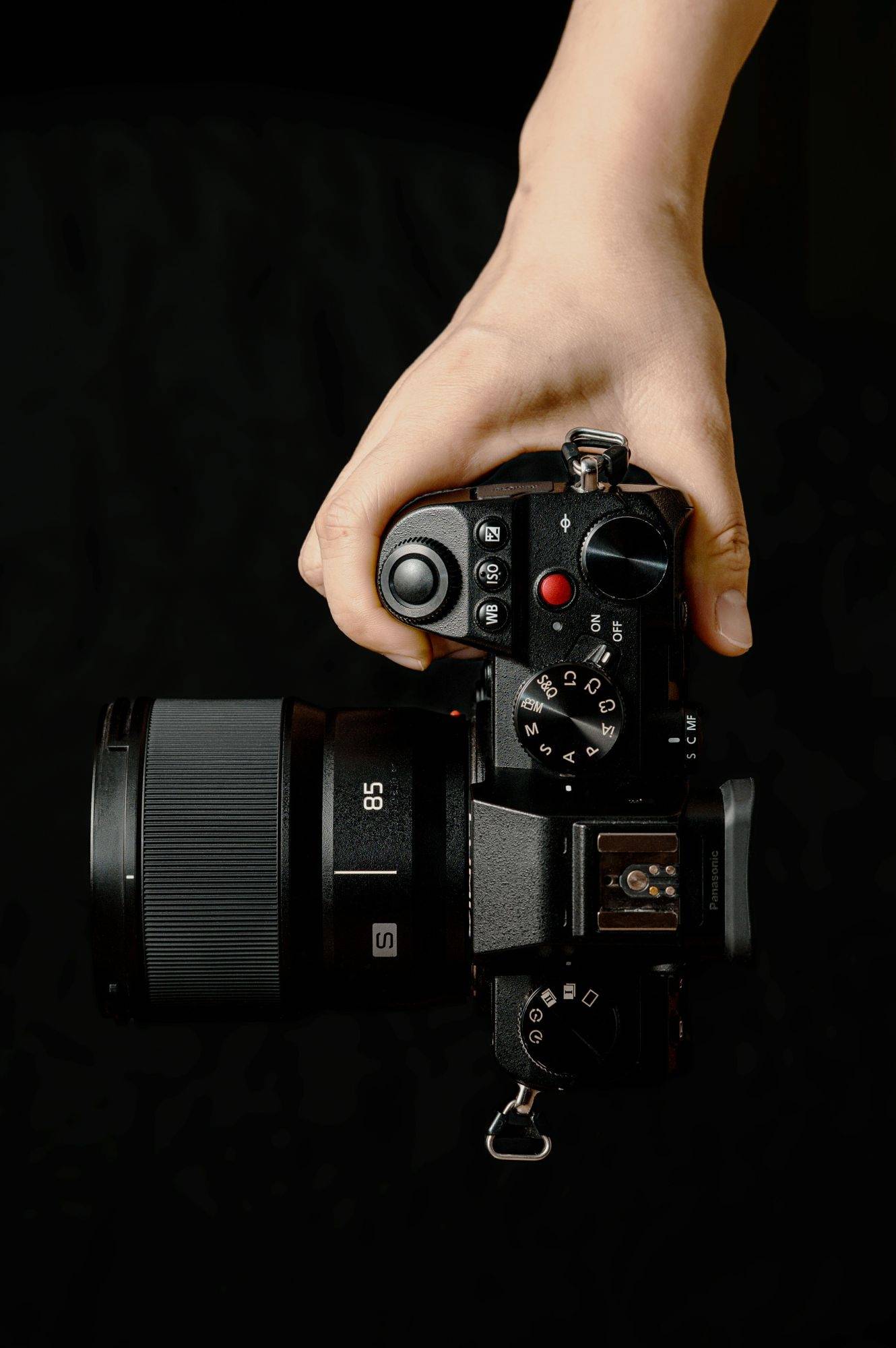 拍照如何拍出真实的照片 8ba477cc1e624f088cc1d3a21aa9a318.jpeg