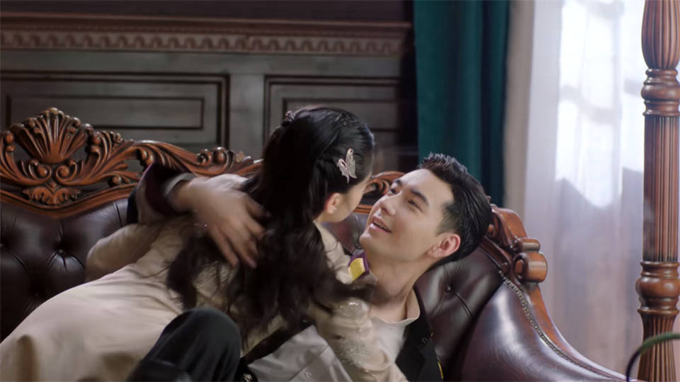 民国军阀|《一见倾心》“诈骗”？陈星旭被磨到浮肿，玛丽苏剧情又土又油腻