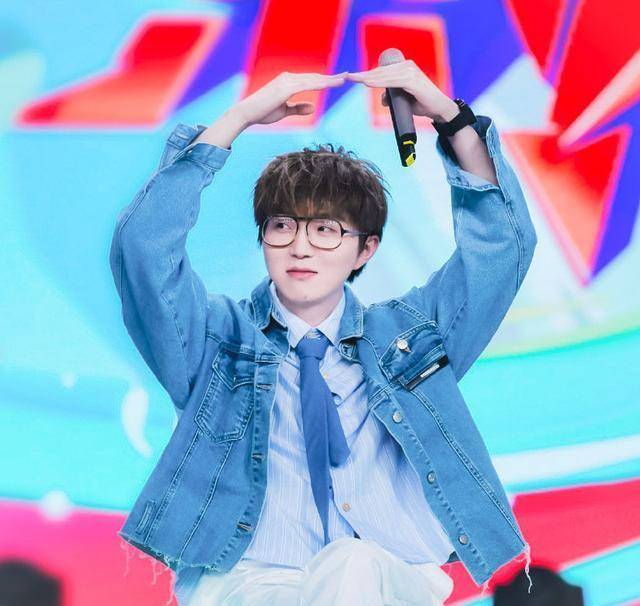 八杯酒|毛不易的三首歌曲，唱出了无数个平凡人的心声，哪首歌最触动你？