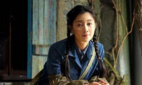 殷桃|电视剧人世间在什么地方播出？