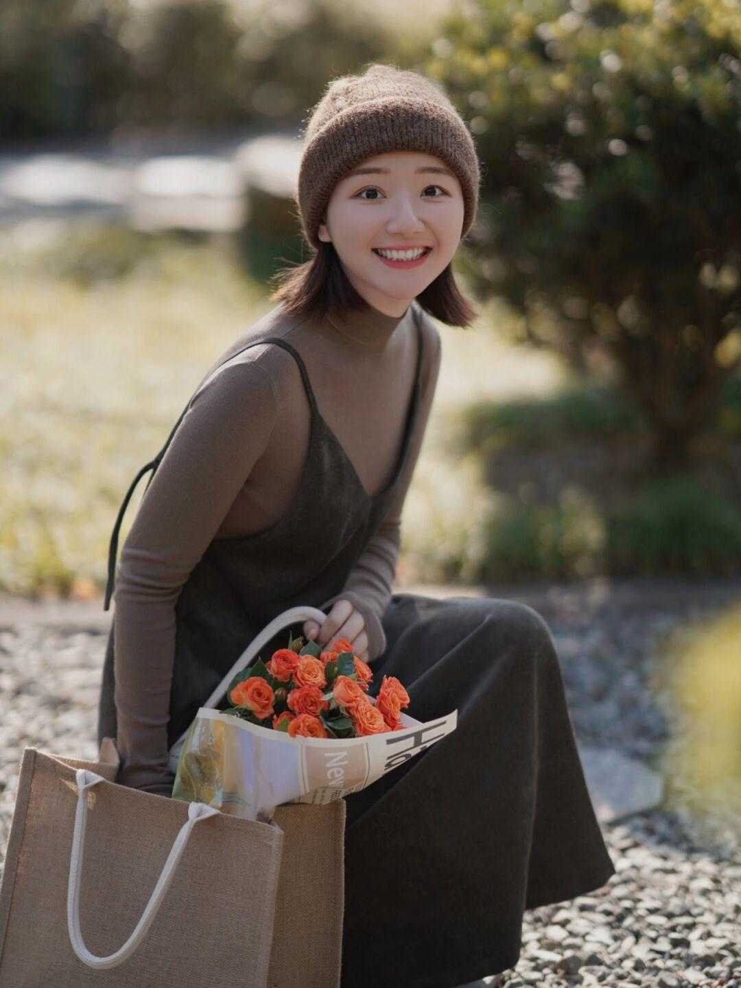 披肩 冬天也要认真打扮，内搭就选这些搭配，保暖舒适不臃肿