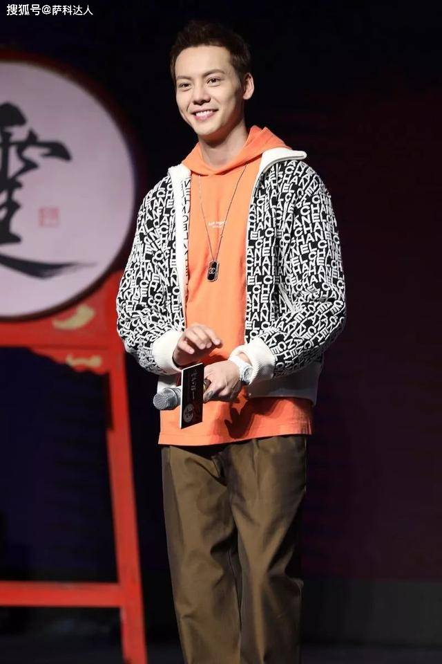 陈伟霆 同样是基本款，为何别人穿得更出众？可以学学陈伟霆的色彩搭配