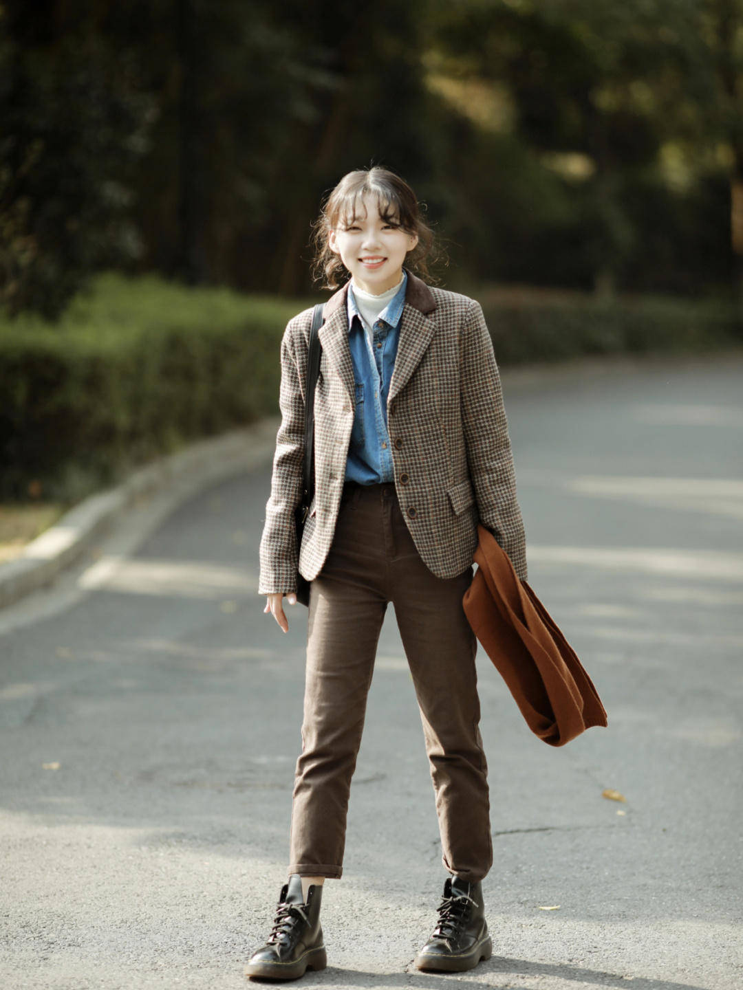 羊羔 普通女生冬天怎么穿才洋气?看看这些穿搭造型,日常实用又显气质