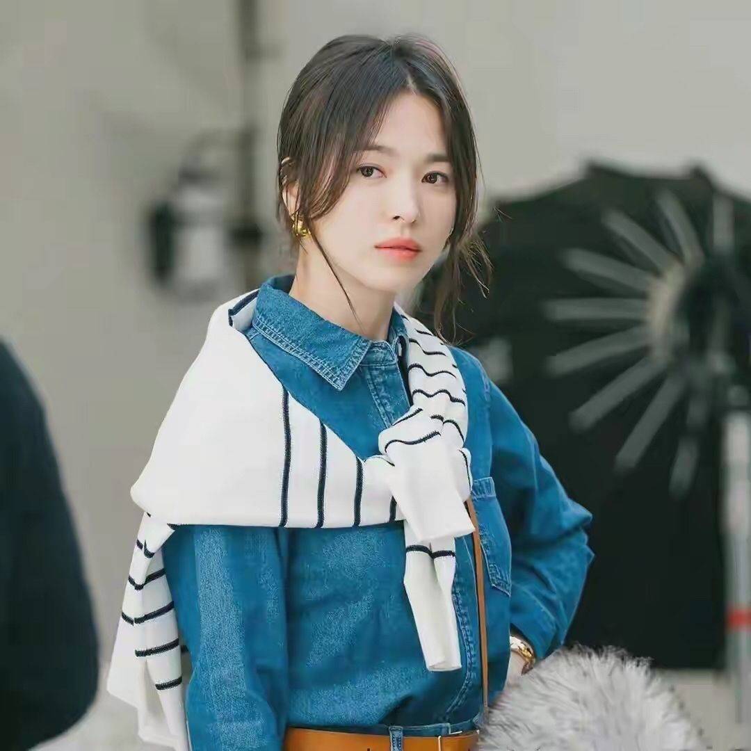 效果 宋慧乔新剧上演姐弟恋，轻熟风穿搭撩倒小奶狗，40岁阿姨快学起来