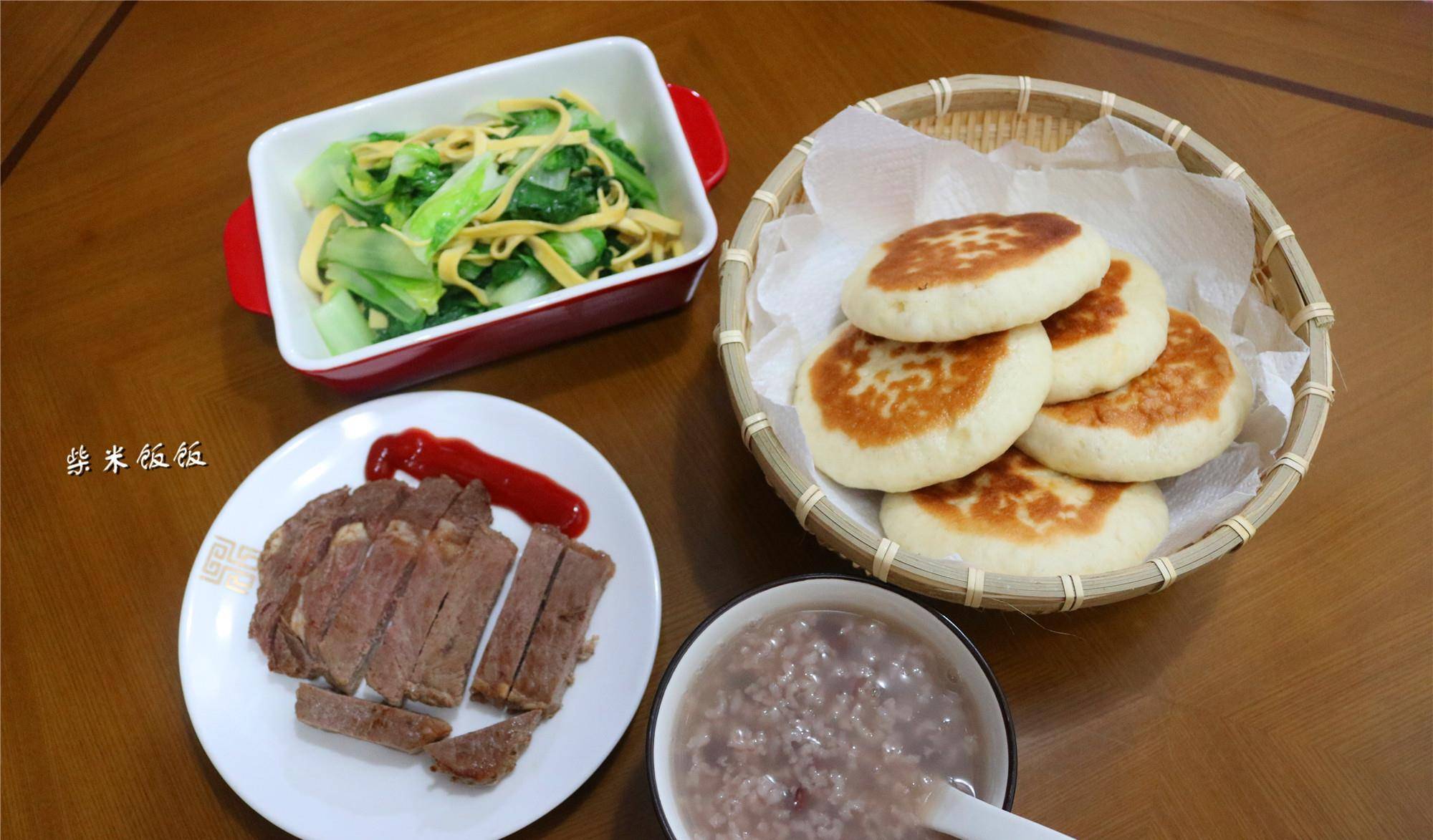 面团|一日三餐怎么吃？看我家搭配，家常饭菜，花钱不多，吃得舒坦