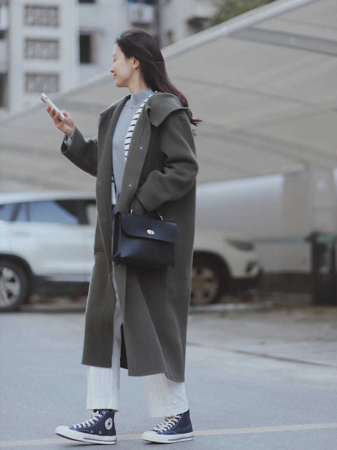 模板 这个寒冬，胖女孩的穿搭教科书模板，简约又简单，保暖有气质