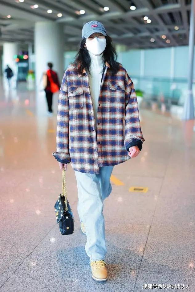 小白 女人鞋子要精不要多，这3双“经典款”就够了，时髦百搭还不累人