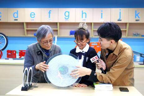 走红全网的“快手科学姥姥”直播首秀，谈谈“反内卷”