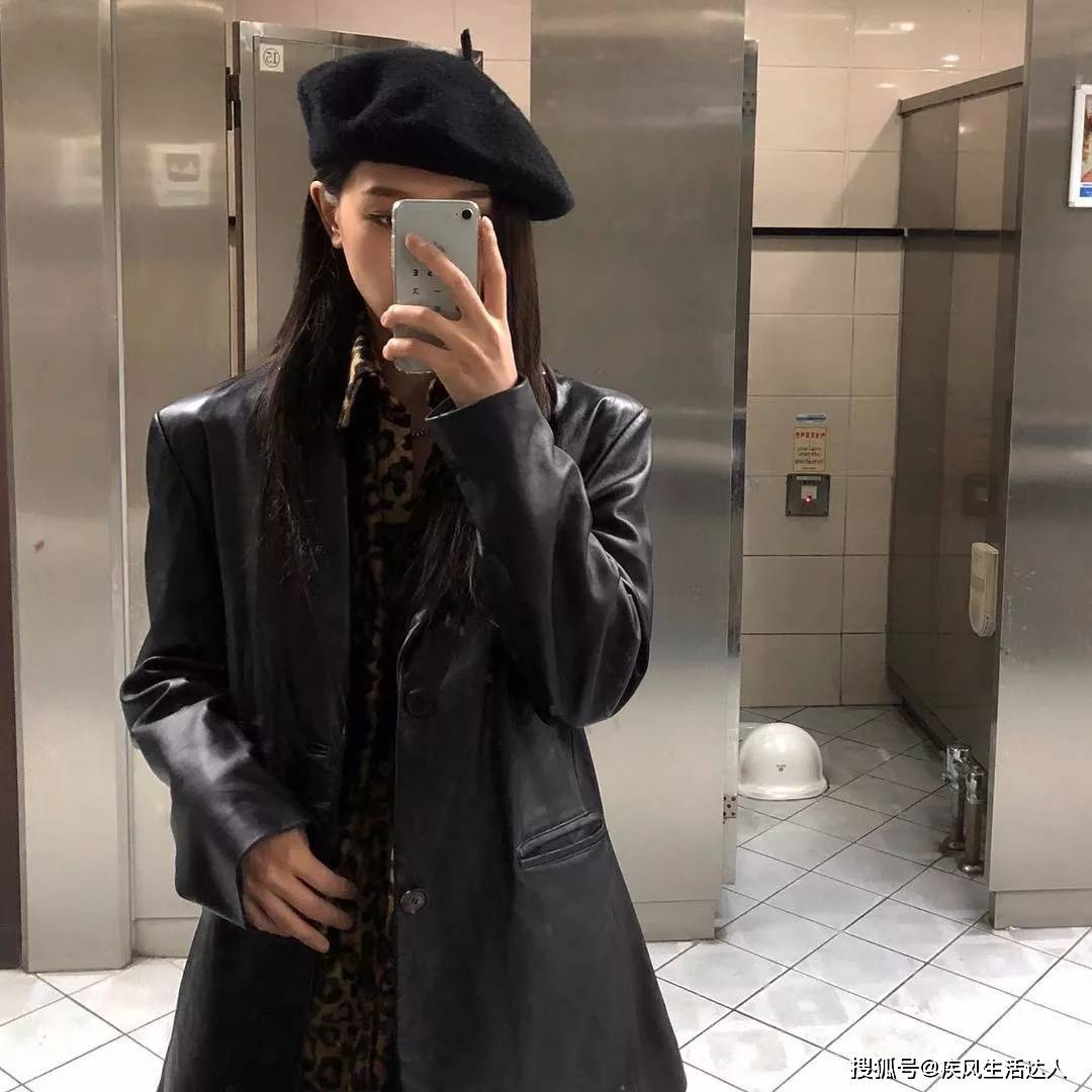 黑色 百搭“All Black”这样穿搭出多层次！韩国网红用这些小技巧搭出特色！