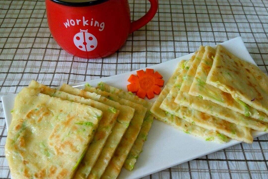 地区|这道素饼给家人吃,一拌一煎上桌快,简单易学,外酥里嫩,很美味