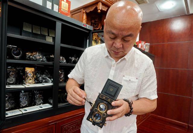 你家有海鸥双反相机吗？知道它的历史和现在能值多少钱吗